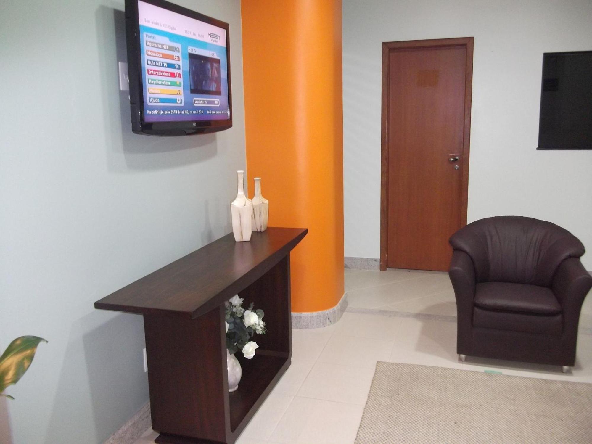 Lord Camburi Hotel
